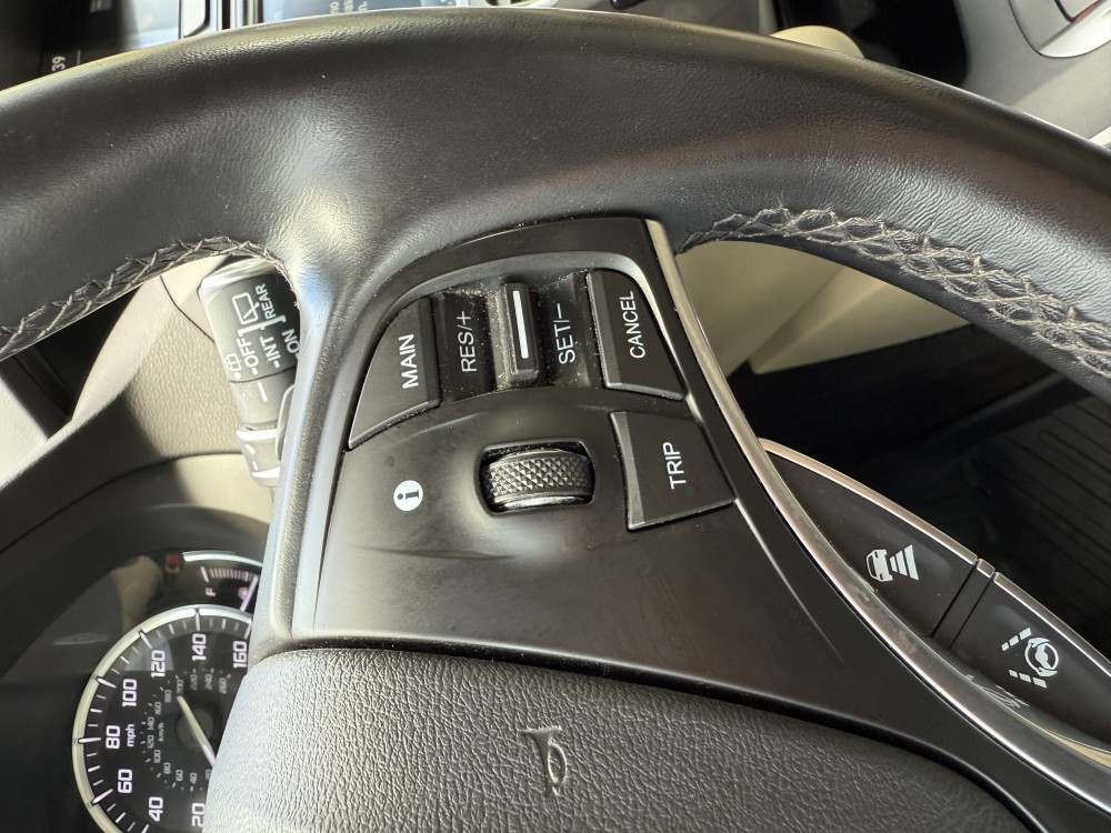 Acura MDX - image 18