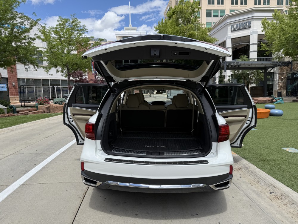 Acura MDX - image 6