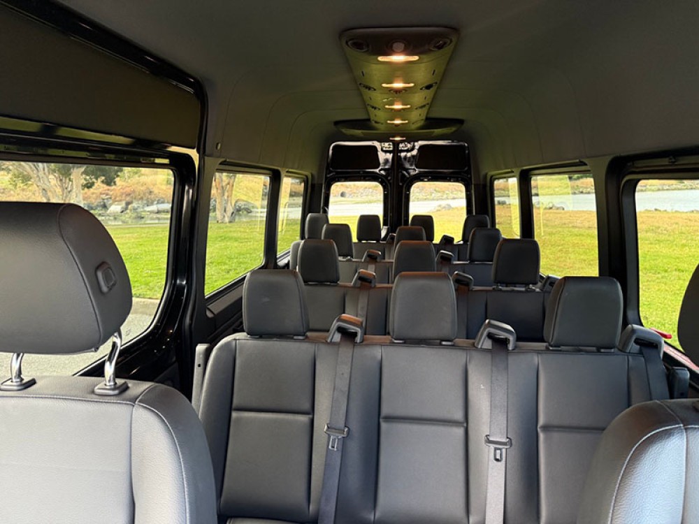 Mercedes Sprinter (15 Person)