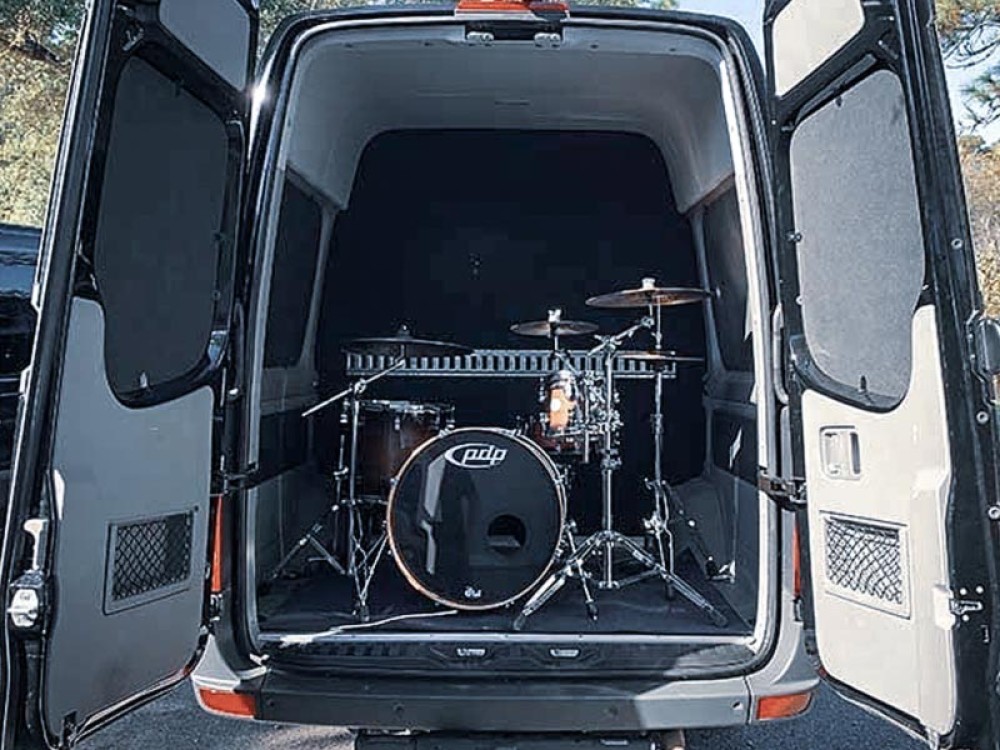 Mercedes Sprinter Grand (12 Seater) - image 8