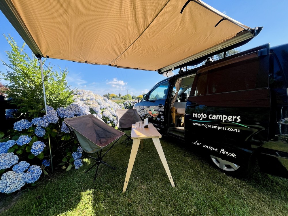 Sleepervan Generation 2 - Solar & Awning & Inverter - image 2