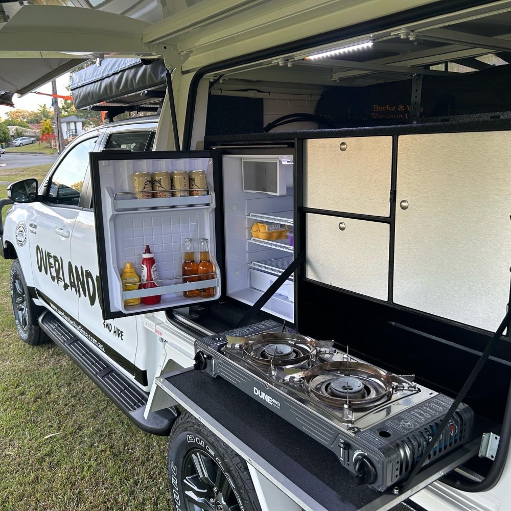 Toyota Hilux Outback 4WD Camper - image 4