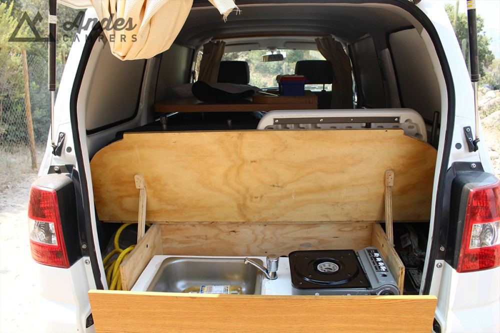 Adventurer Camper - image 7