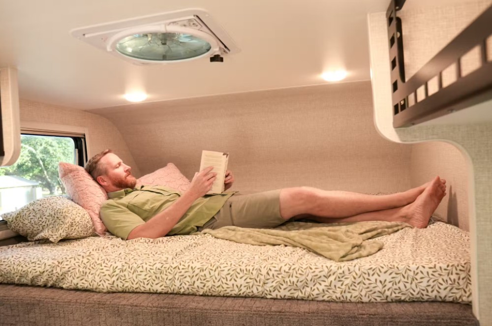 Adventure Truck Select - image 10