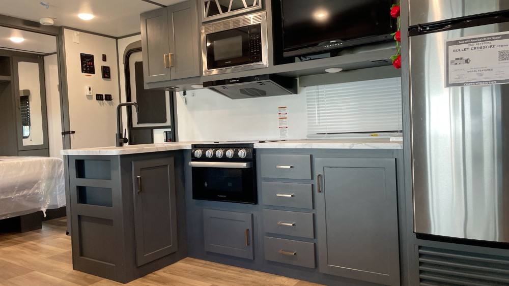 Keystone Bullet Crossfire 2730BH Travel Trailer - image 10