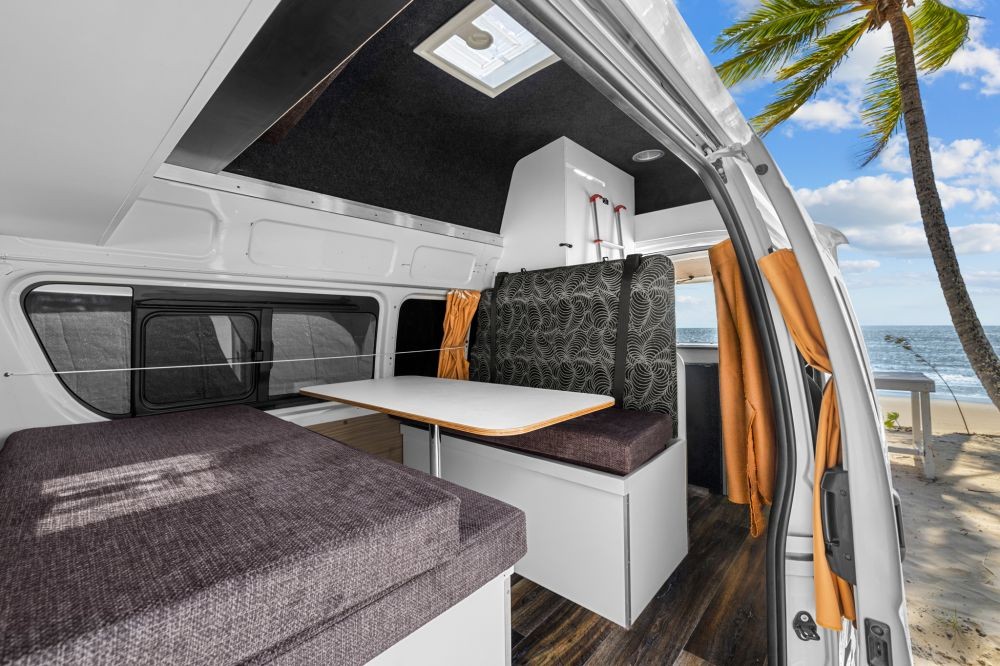 20% off!! Deluxe 4 Person Motorhome - image 7