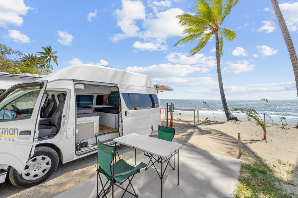20% off!! Deluxe 4 Person Motorhome - image 4