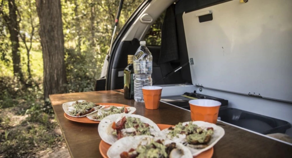 Premium 2 Person Camper - image 7