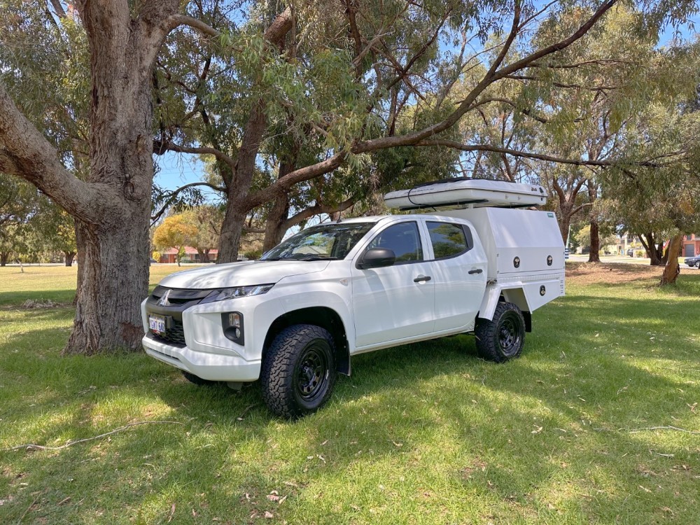 Outback 4WD available for relocation from Darwin to Perth